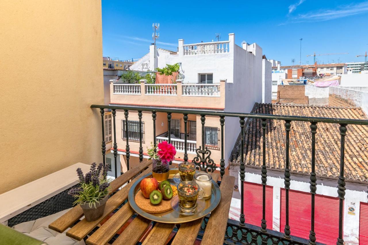 Wintowinrentals - La Estancia Free Parking Málaga Exteriör bild